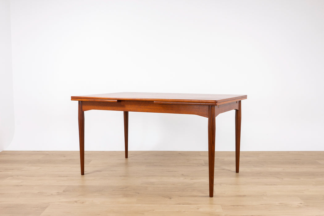 Danish Modern Teak Dining Table - (327-037)