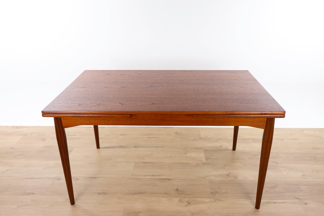 Danish Modern Teak Dining Table - (327-037)