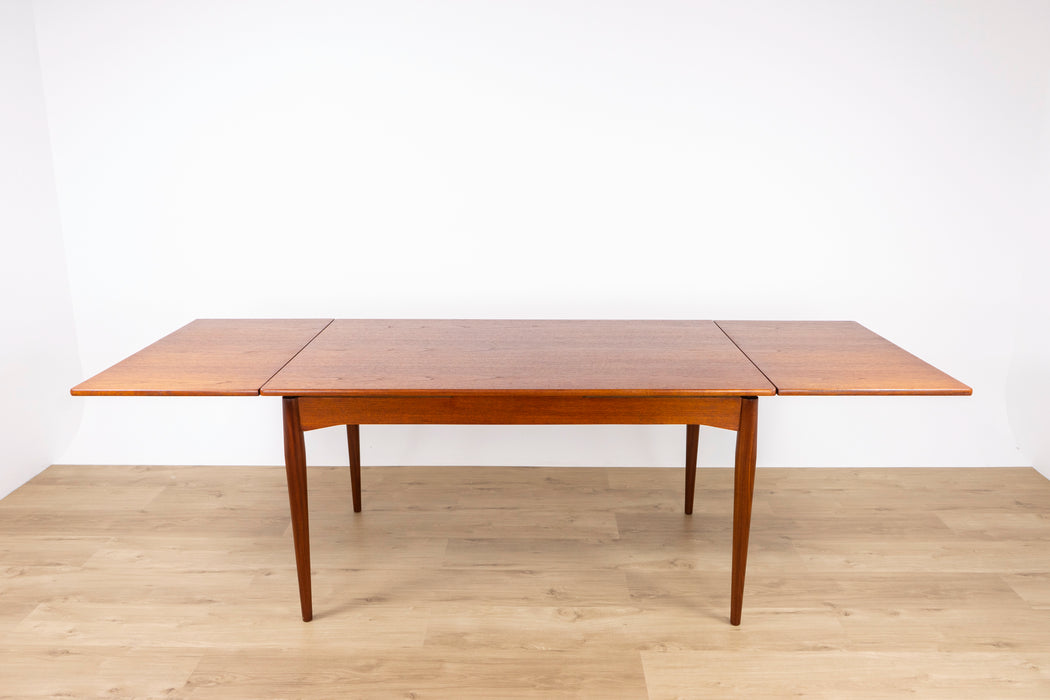 Danish Modern Teak Dining Table - (327-037)