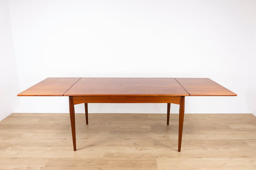 Danish Modern Teak Dining Table - (327-037)