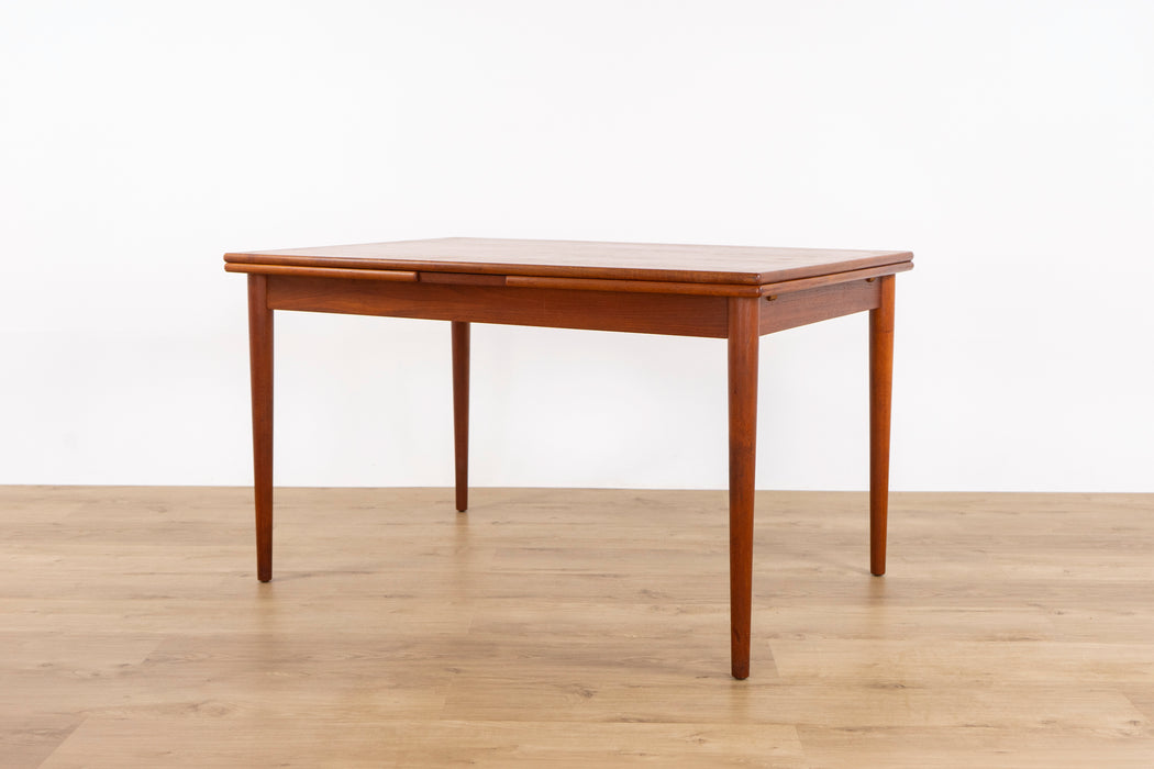 Danish Modern Teak Dining Table - (327-089)