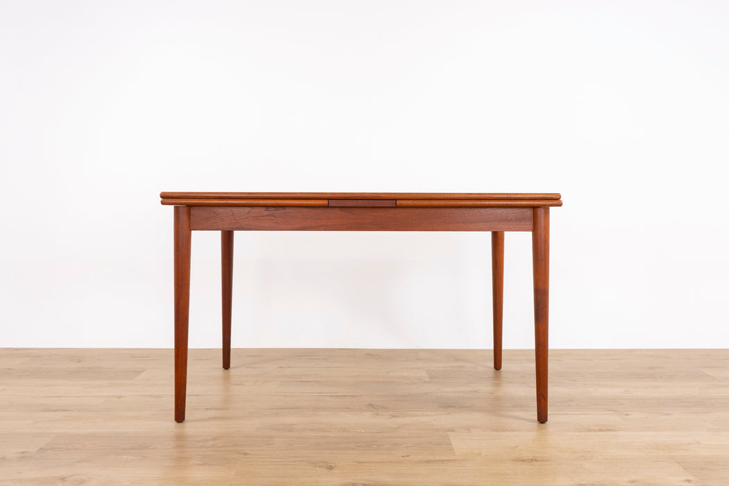 Danish Modern Teak Dining Table - (327-089)