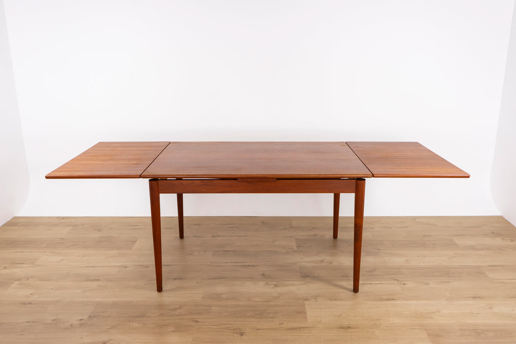 Danish Modern Teak Dining Table - (327-089)