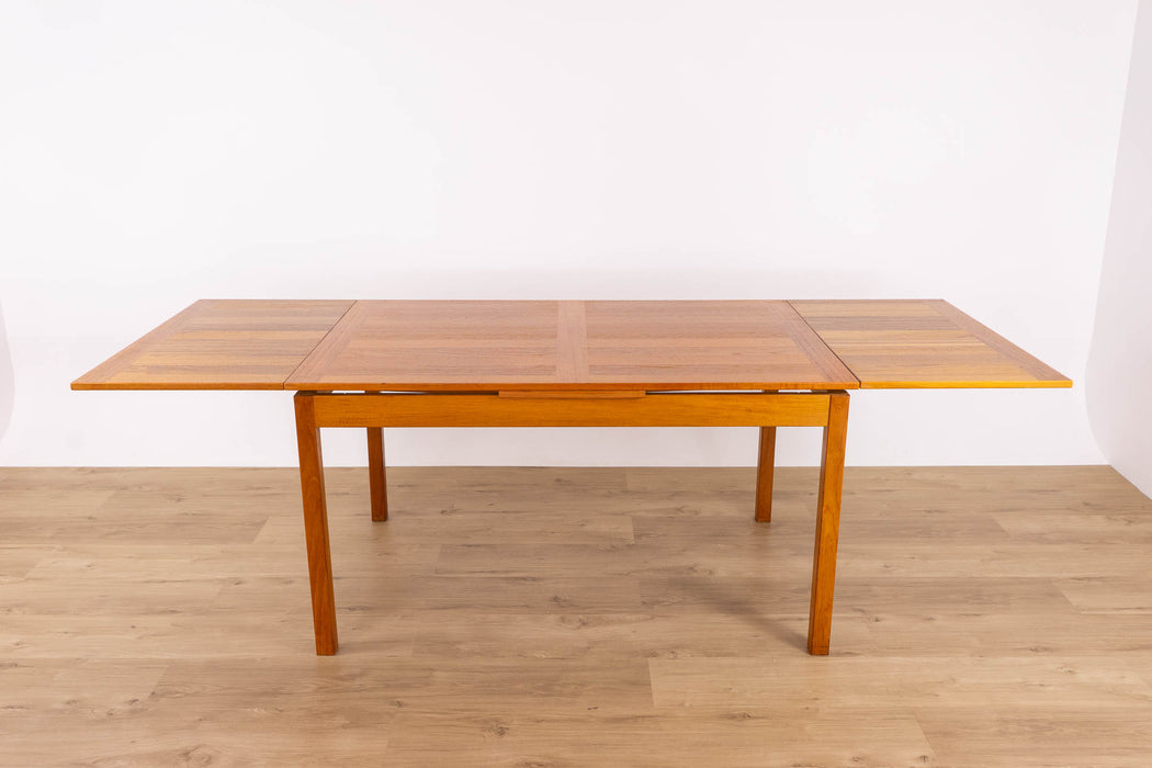 Danish Modern Teak Dining Table - (D1610)