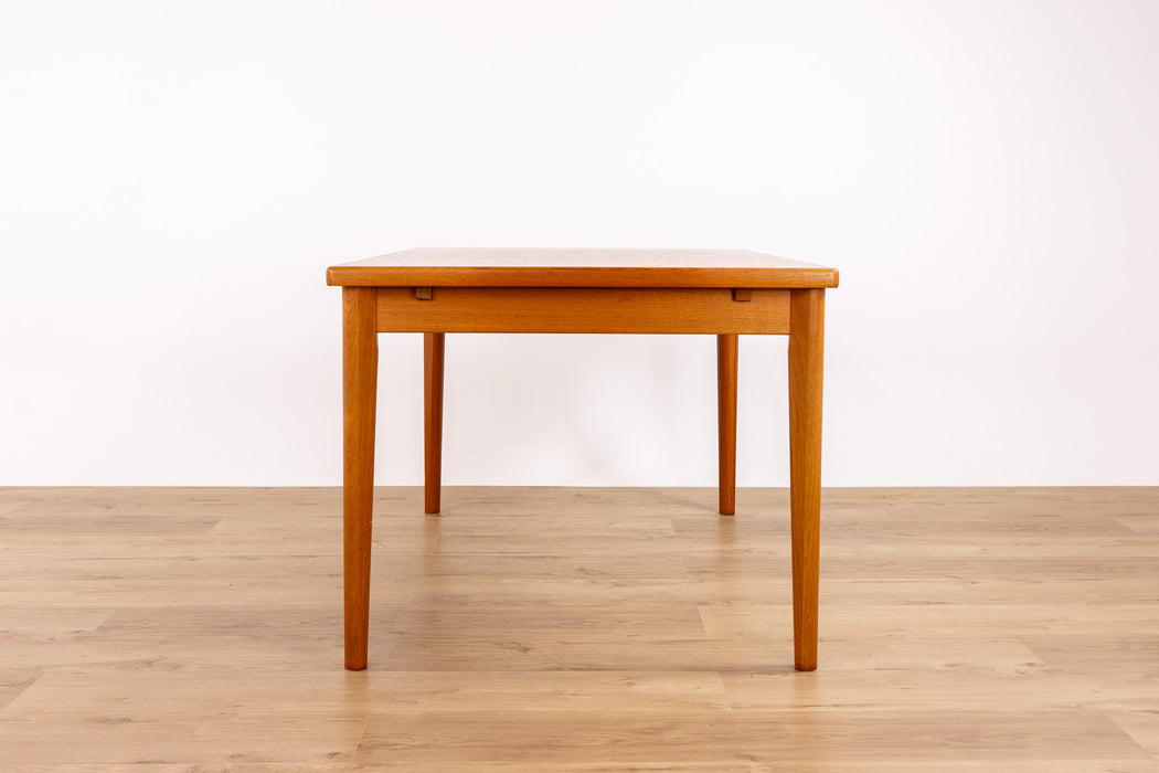 Danish Mid-Century Teak Dining Table by Furbo Spøttrup - (D1674)