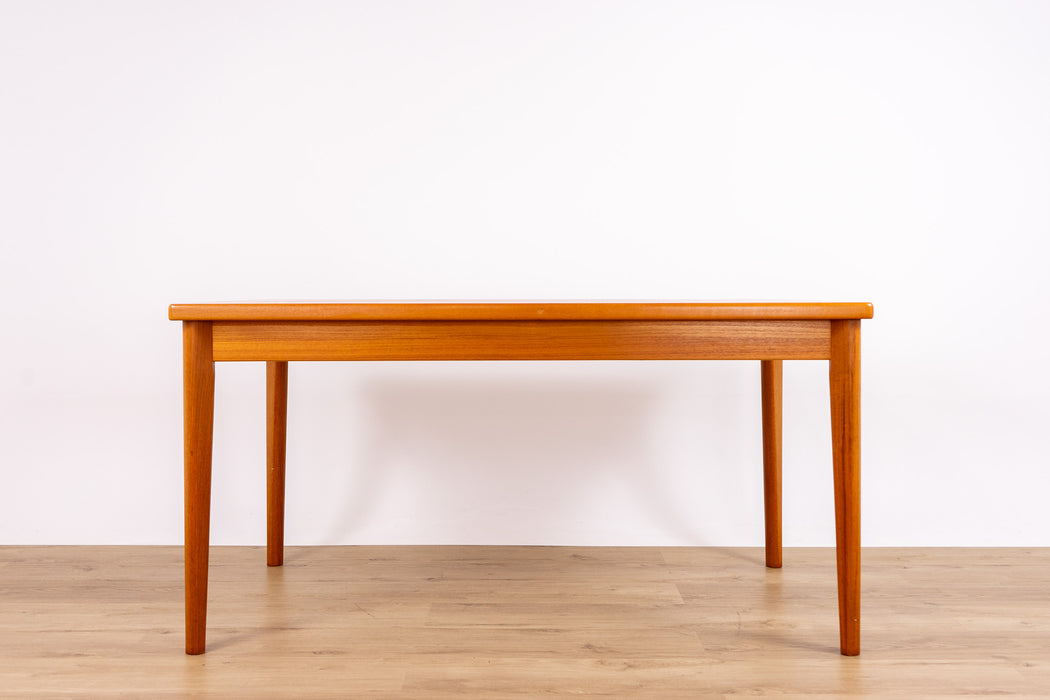Danish Mid-Century Teak Dining Table by Furbo Spøttrup - (D1674)