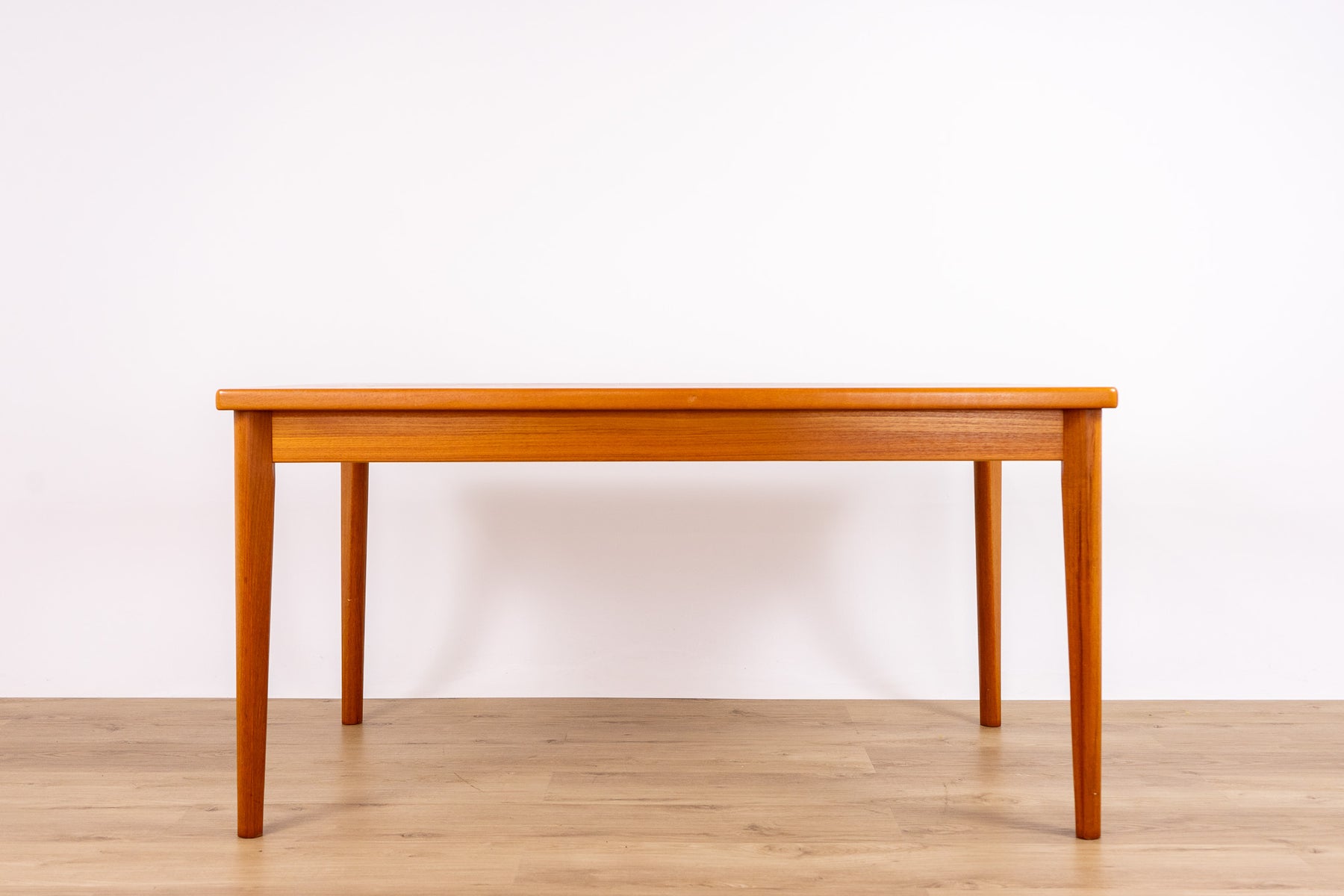 Danish Mid-Century Teak Dining Table by Furbo Spøttrup - (D1674)
