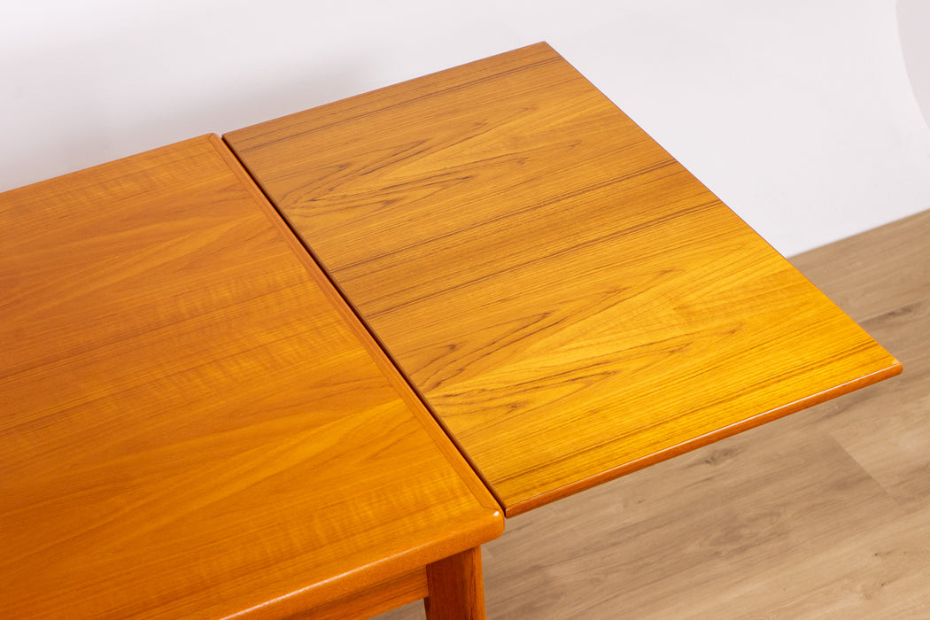 Danish Mid-Century Teak Dining Table by Furbo Spøttrup - (D1674)