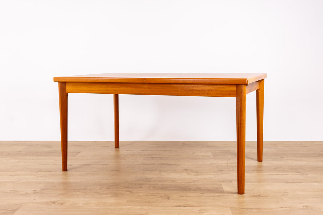 Danish Mid-Century Teak Dining Table by Furbo Spøttrup - (D1674)
