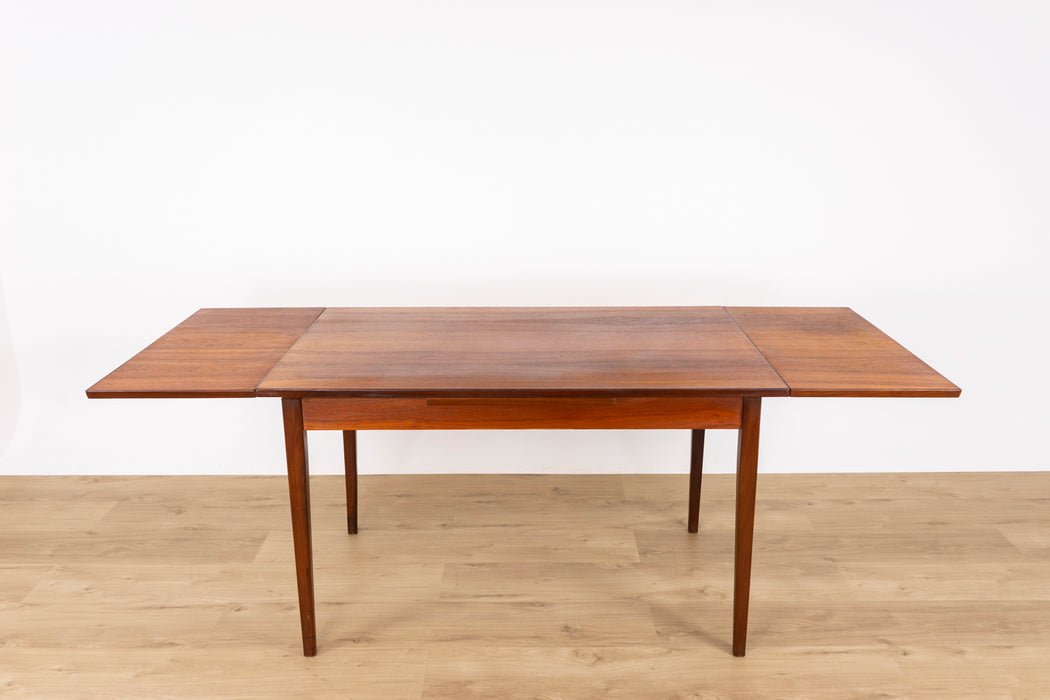 Danish Modern Teak Dining Table - (327-087)