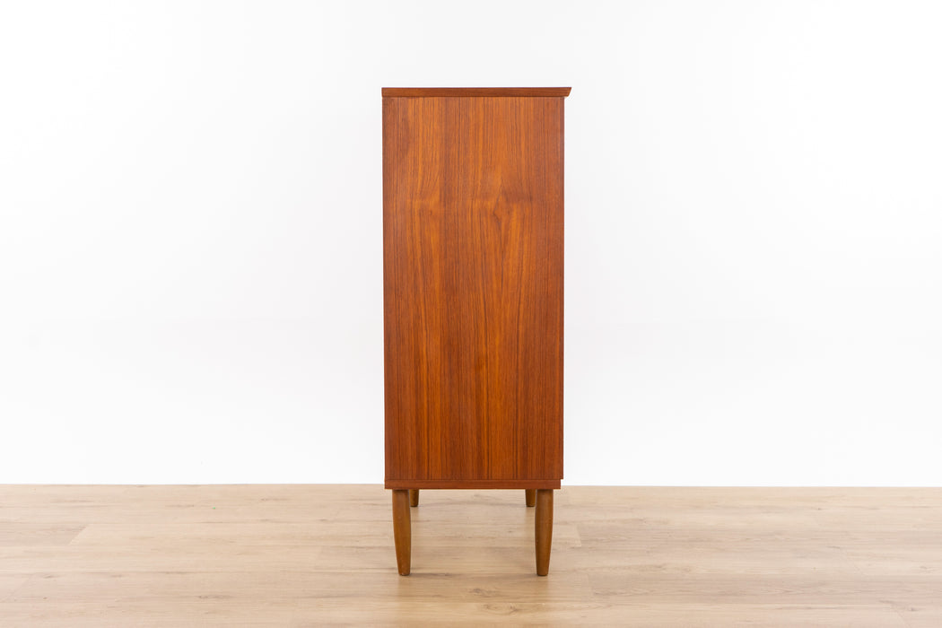 Danish Mid-Century Modern Teak Dresser - (327-007)