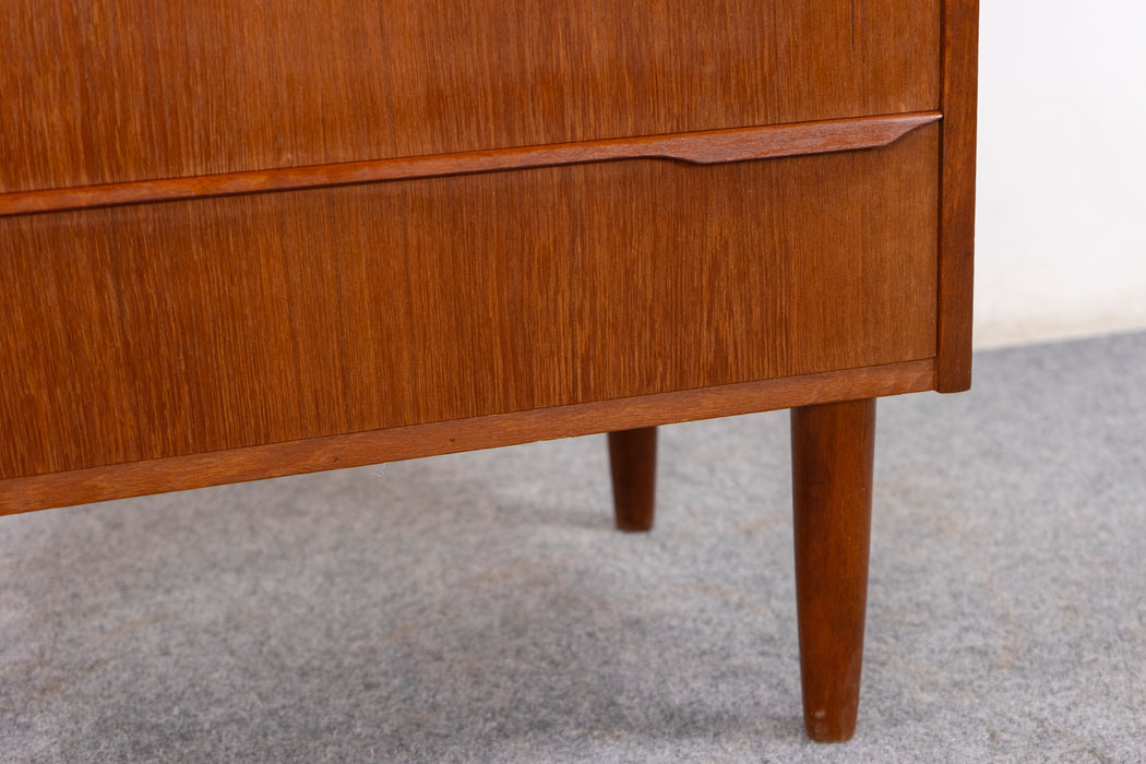 Danish Mid-Century Teak Dresser - (327-030)