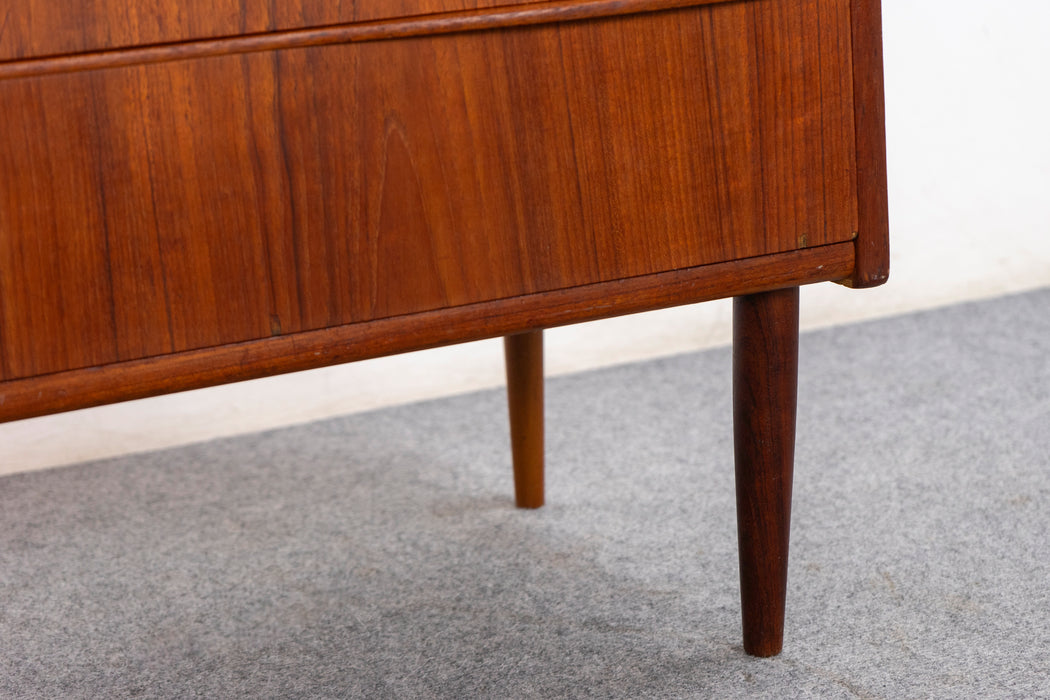 Danish Mid Century Teak Dresser - (327-050)