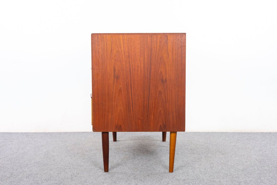 Danish Mid Century Teak Dresser - (327-050)