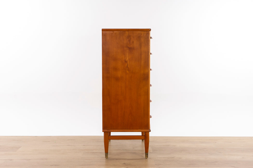 Danish Modern Teak Dresser by Kværndrup Møbelfabrik - (327-129)