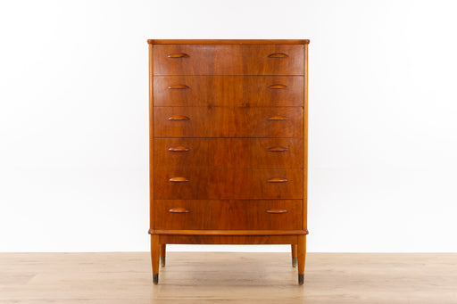 Danish Modern Teak Dresser by Kværndrup Møbelfabrik - (327-129)