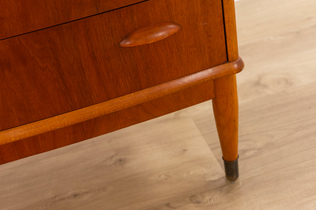 Danish Modern Teak Dresser by Kværndrup Møbelfabrik - (327-129)