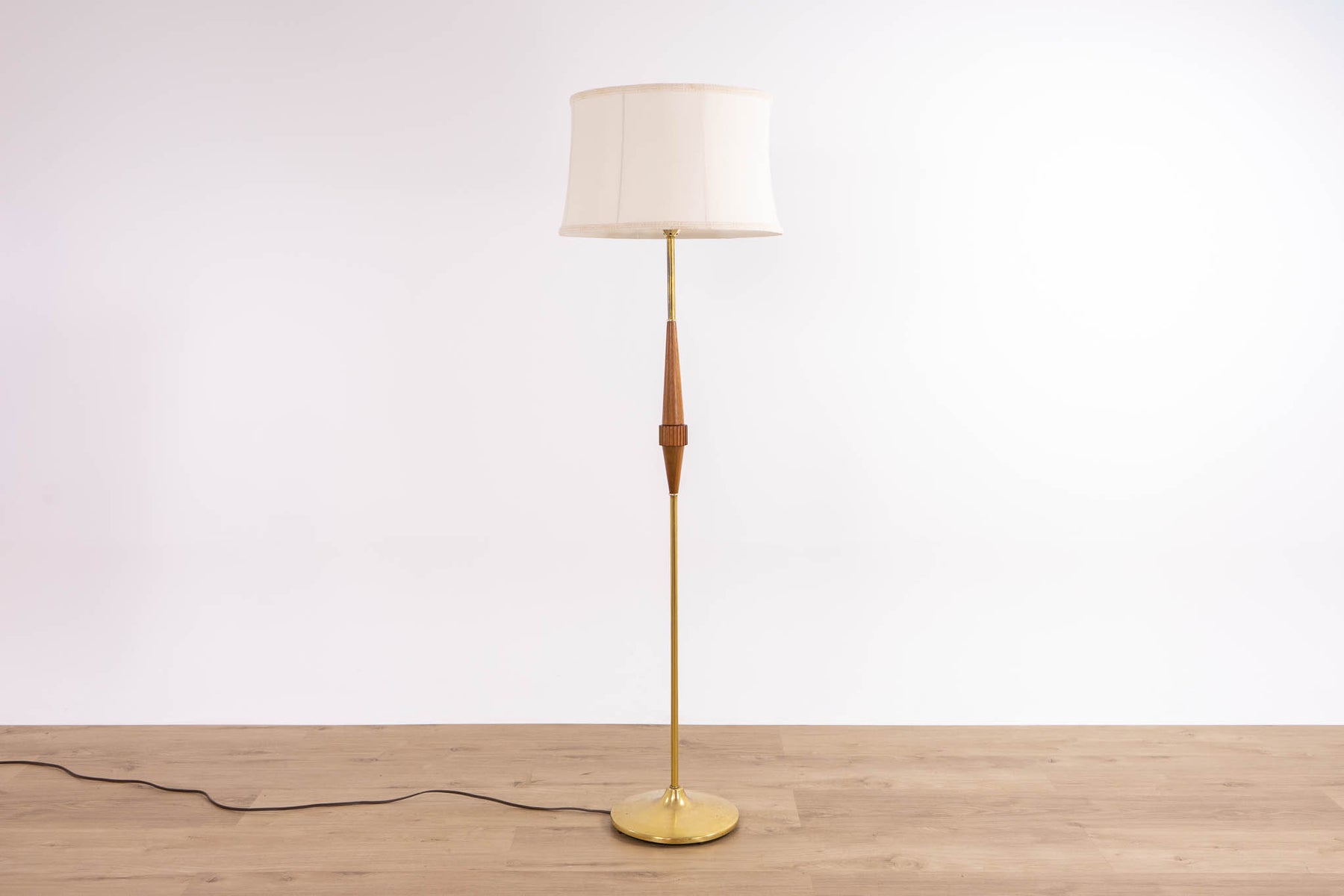 Mid-Century Modern Teak & Metal Floor Lamp - (D1616)