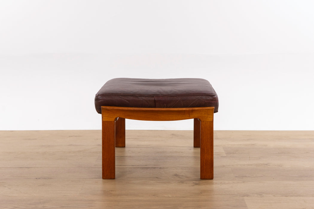 Danish Mid Century Teak & Leather Footstool - (D1596)