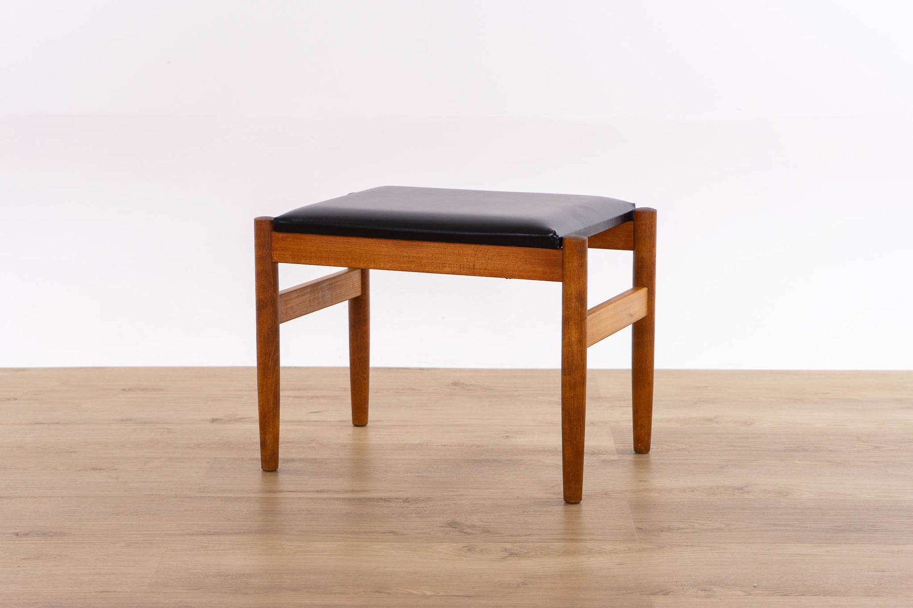 Mid-Century Modern Teak Footstool - (D1629)