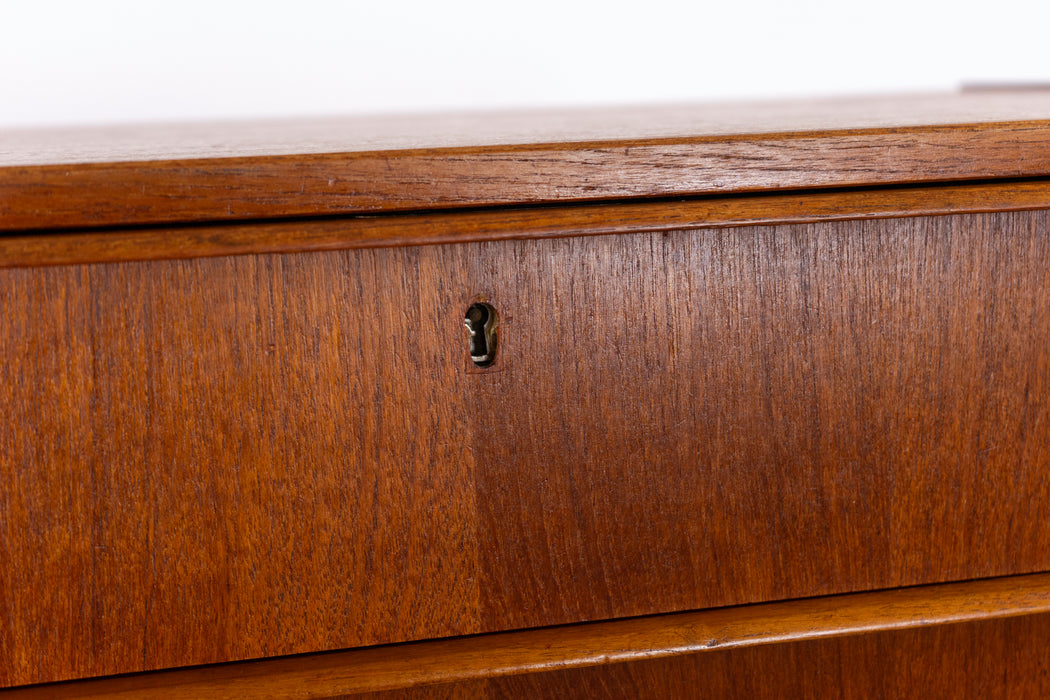 Danish Modern Teak Dresser - (327-156)