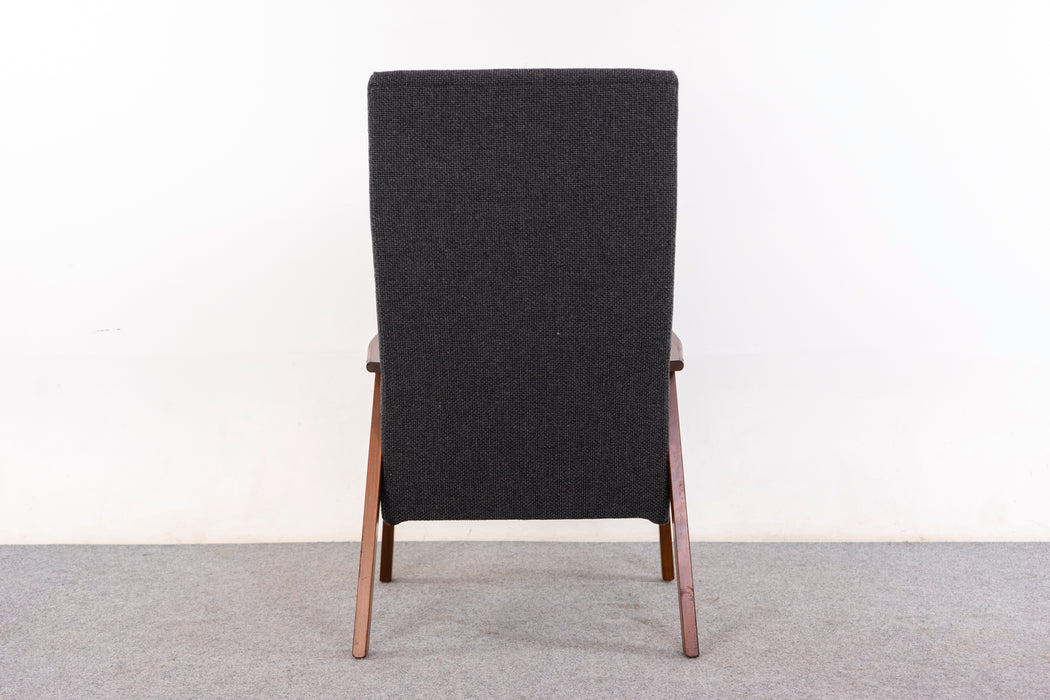 Teak Danish Lounge Chair - (326-235)