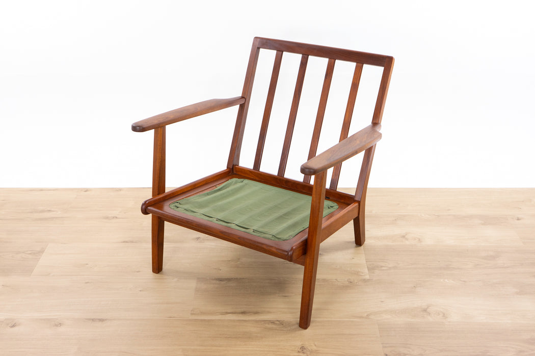 Danish Modern Teak Lounge Chair - (327-077)