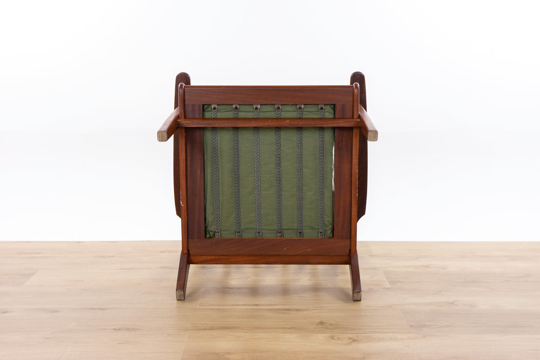 Danish Modern Teak Lounge Chair - (327-077)