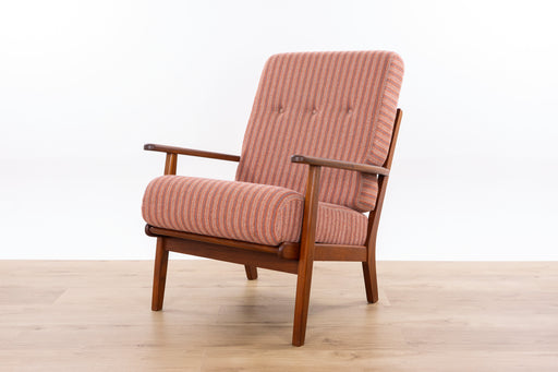 Danish Modern Teak Lounge Chair - (327-077)