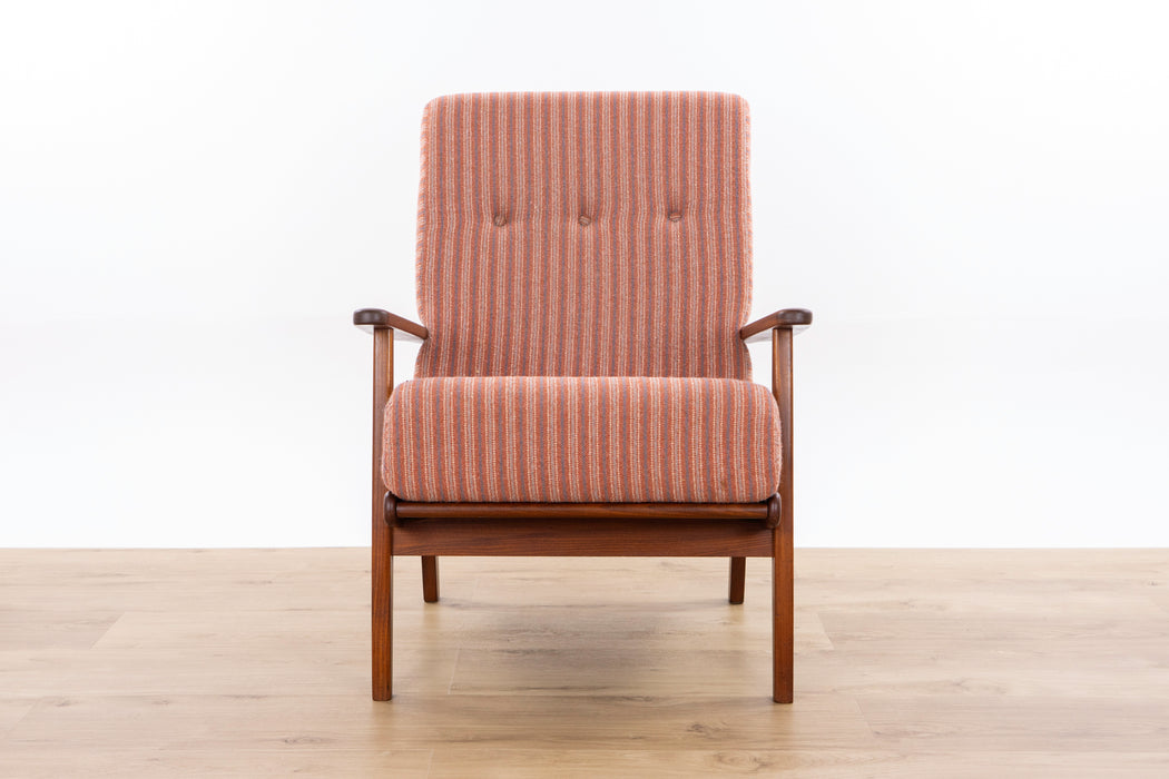 Danish Modern Teak Lounge Chair - (327-077)