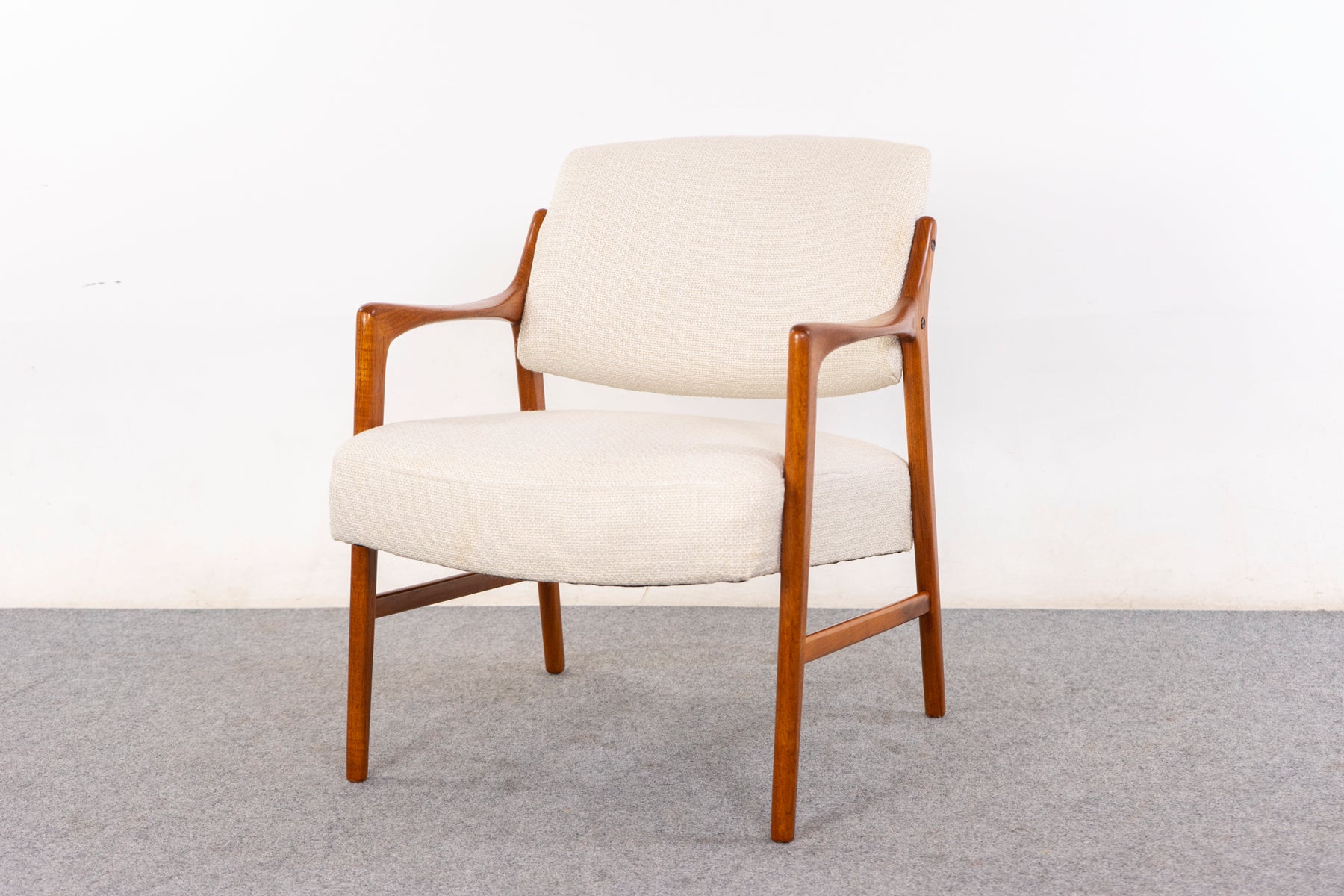 Teak Joel Lounge Chair by Inge Andersson - (D1443)