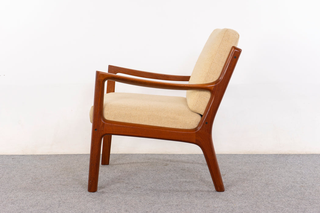 Teak Senator Lounge Chair by Ole Wanscher  - (D1445)