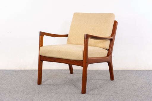 Teak Senator Lounge Chair by Ole Wanscher  - (D1445)