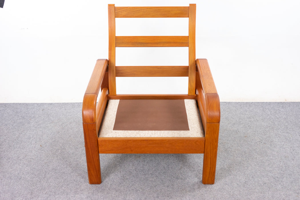 Danish Modern Teak Lounge Chair by Durup - (326-058.2)