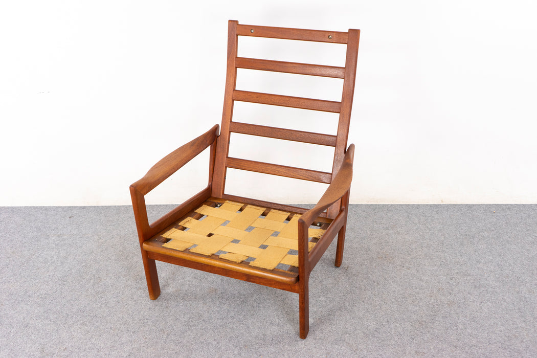 Teak Danish Lounge Chair by Illum Wikkelsø - (D1436)