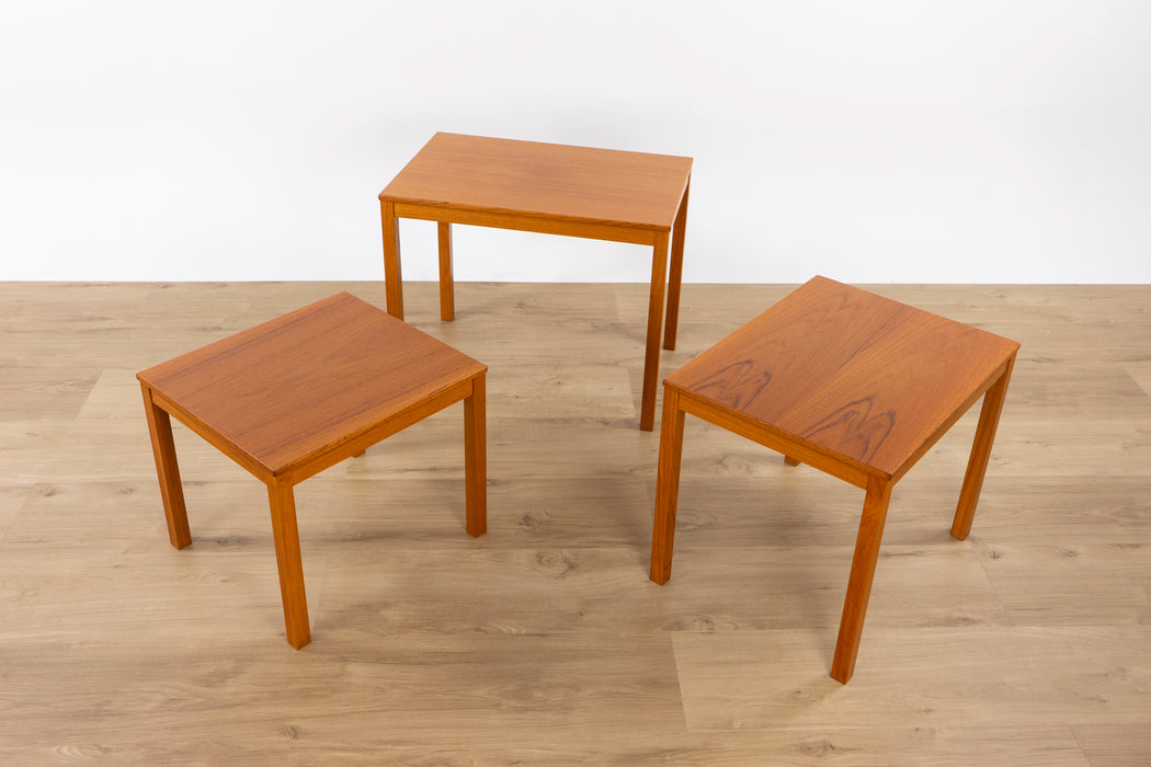 Danish Modern Teak Nesting Tables - (D1548)