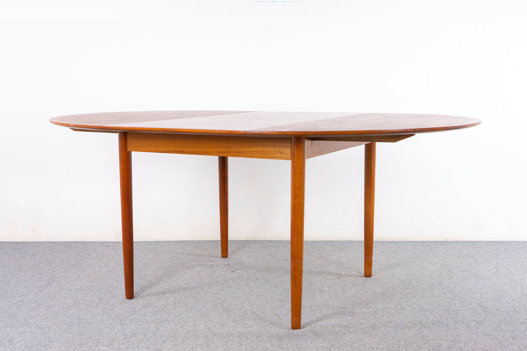 Danish Mid Century Teak Round Dining Table  - (D1500)