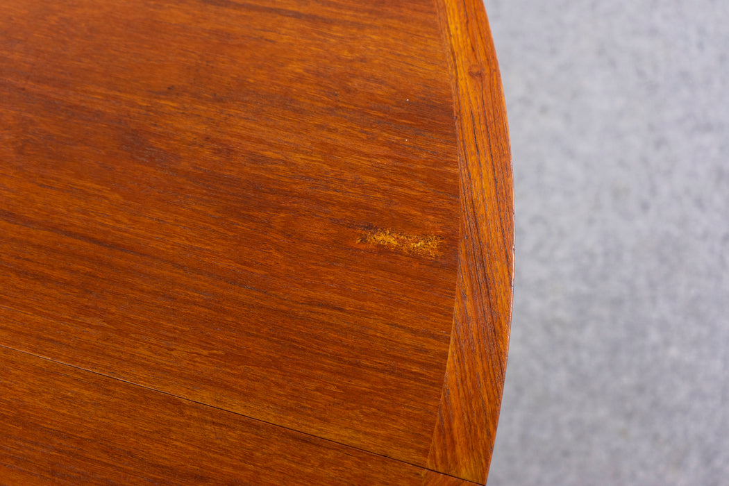Danish Mid Century Teak Round Dining Table  - (D1500)