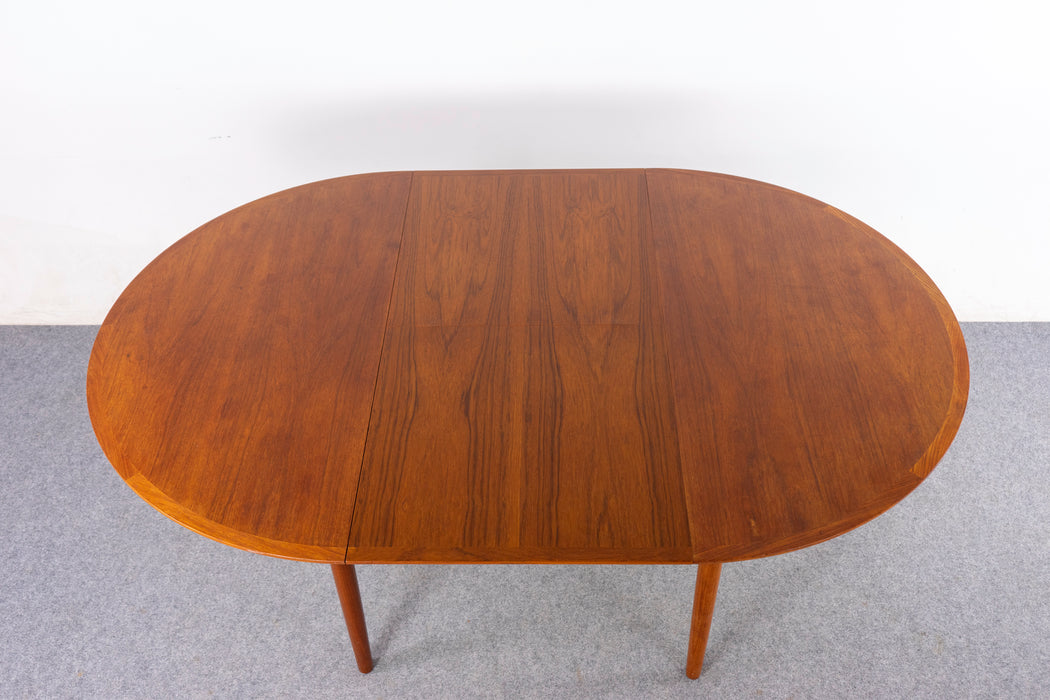 Danish Mid Century Teak Round Dining Table  - (D1500)