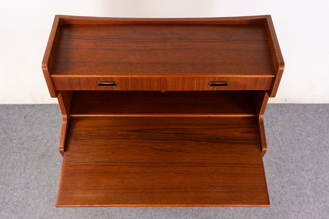 Danish Mid-Century Teak Secretary Desk - (D1462)