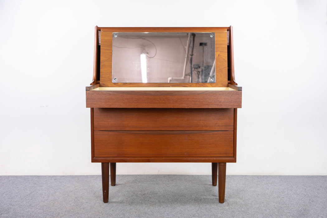 Danish Teak Secretary Desk/Vanity by Ølholm Møbelfabrik - (327-137)