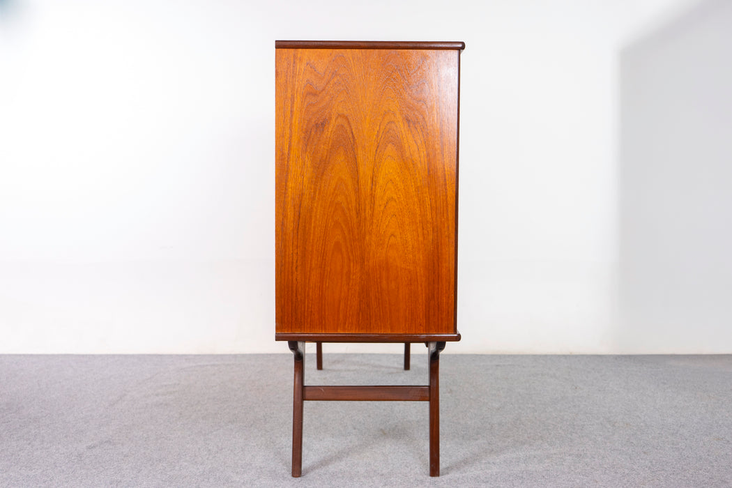 Danish Modern Teak Sideboard - (327-075)
