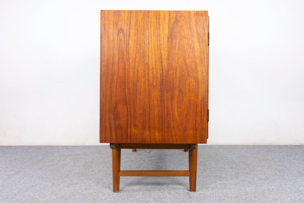 Danish Modern Teak Sideboard - (327-123)