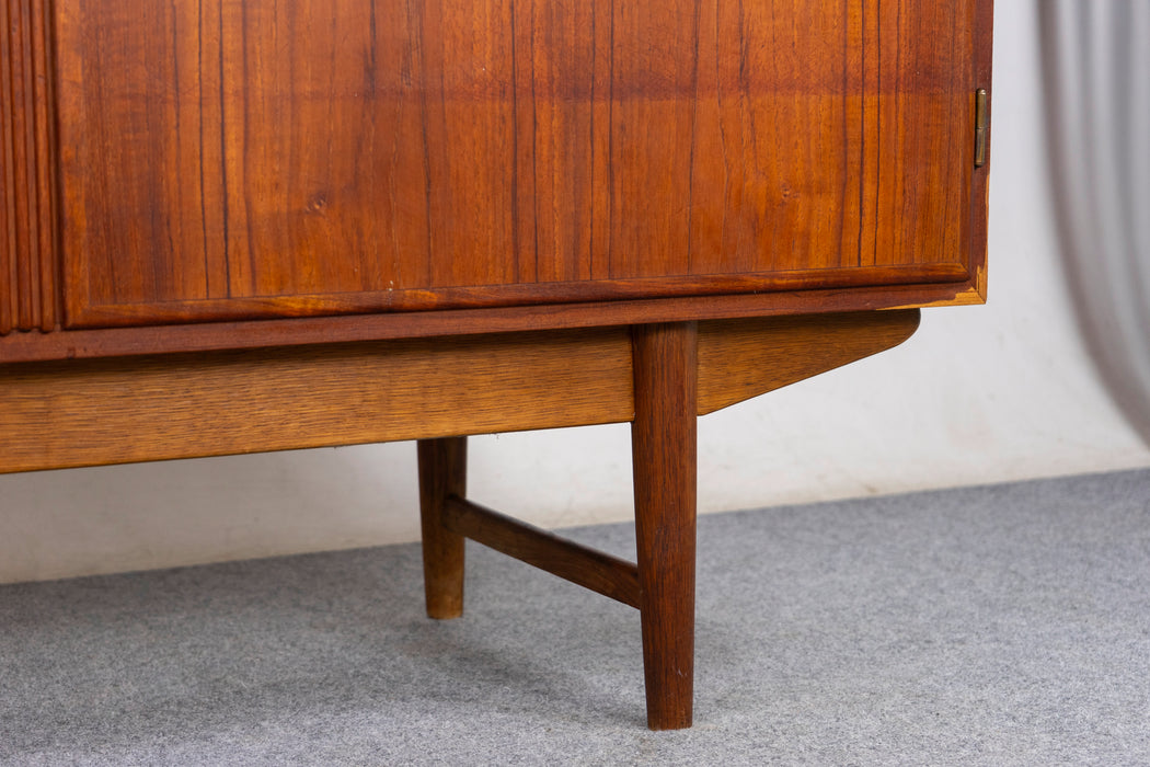 Danish Modern Teak Sideboard - (327-123)