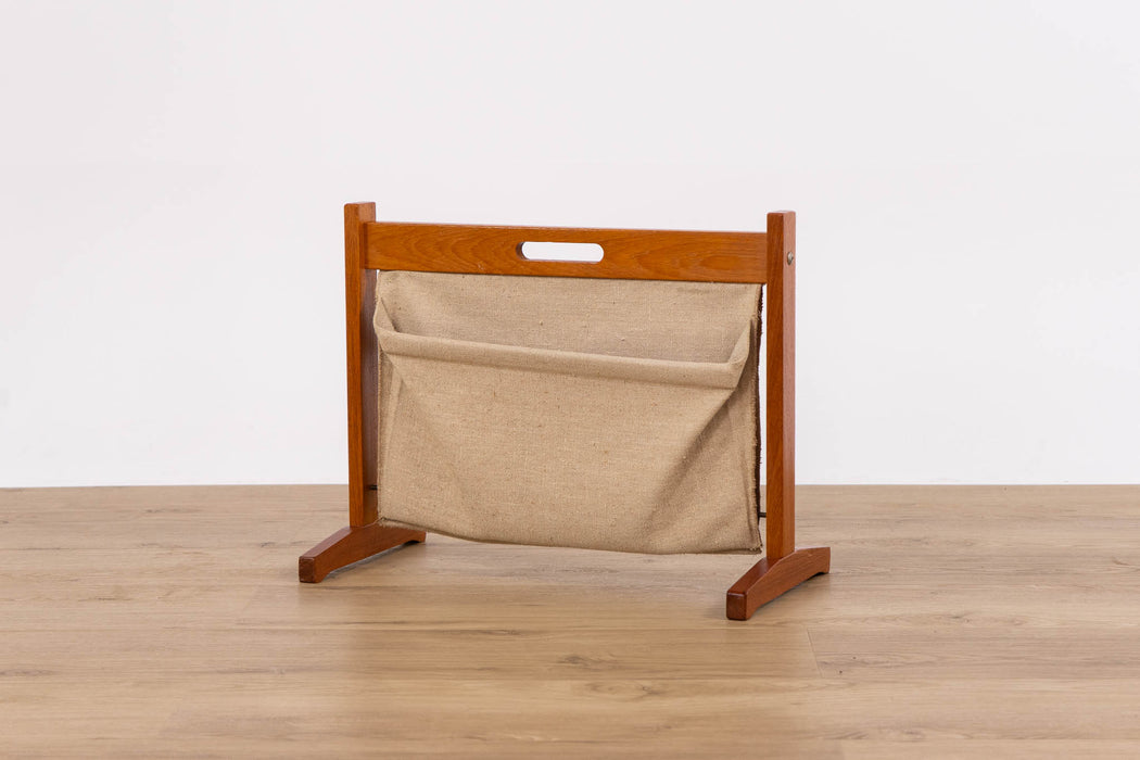 Mid Century Teak Magazine Holder - (D1608)