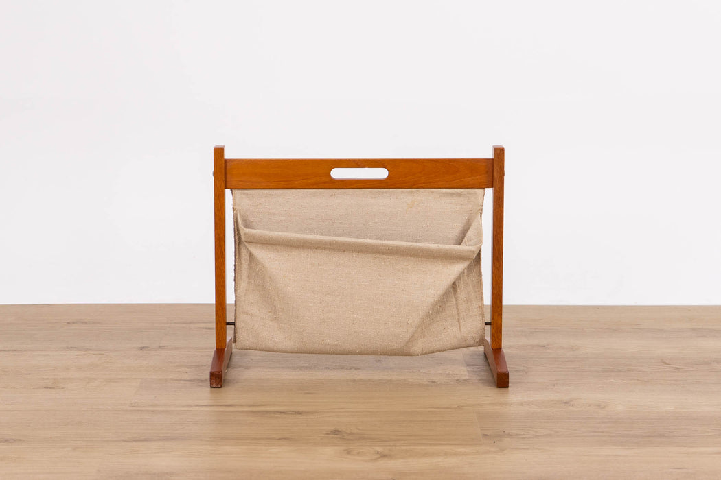 Mid Century Teak Magazine Holder - (D1608)