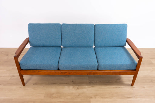 Danish Mid Century Teak Sofa - (D1609a)