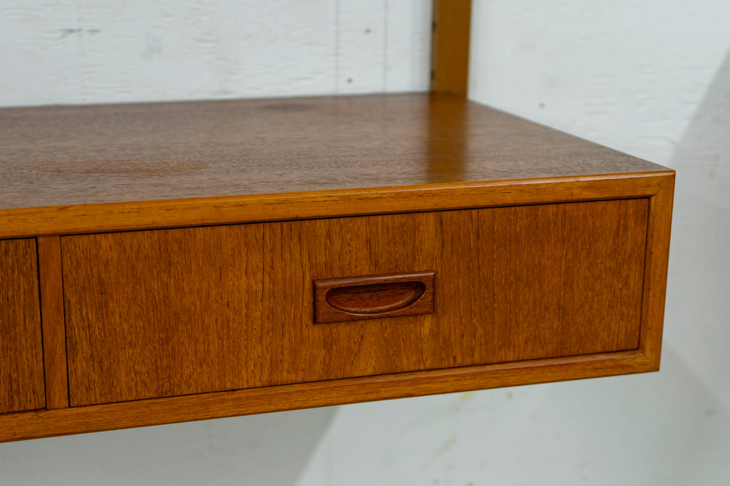 Danish Modern Teak Wall System - (D1576)