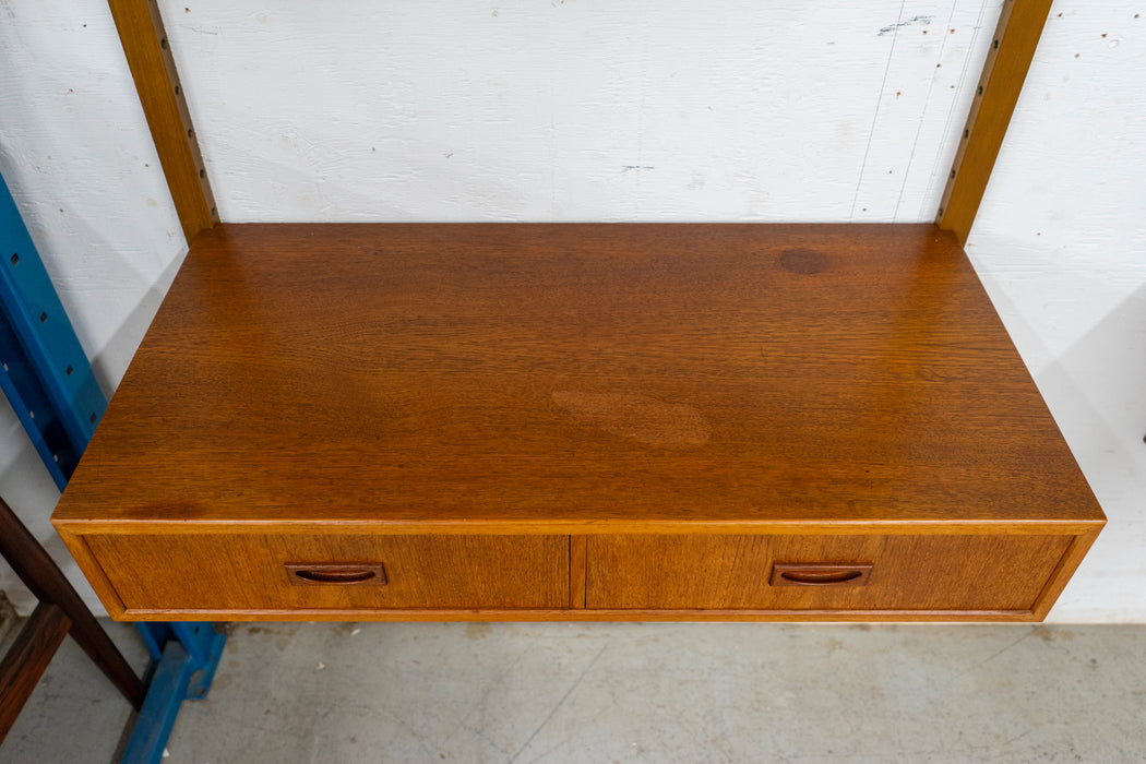 Danish Modern Teak Wall System - (D1576)