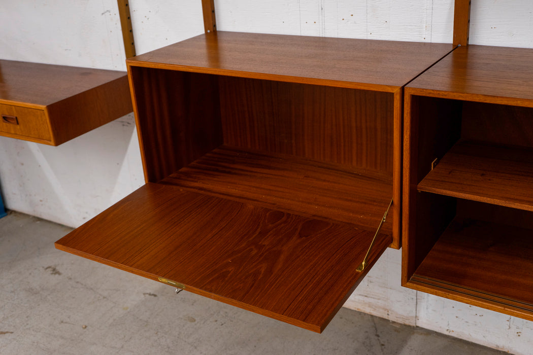Danish Mid-Century Teak Wall System - (D1577)
